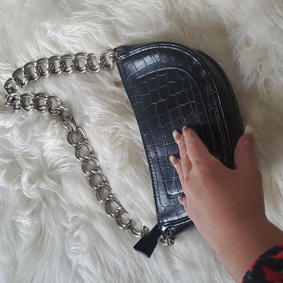 Zara shoulder bag with chain - Picture 9 of 9